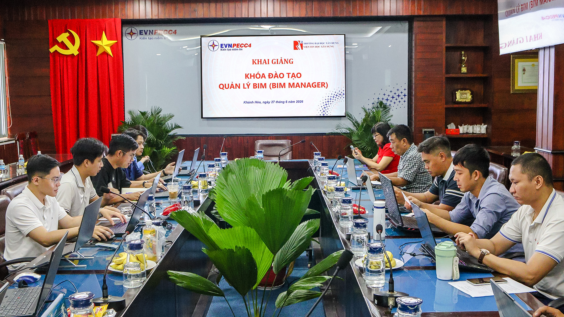 Training on the BIM Software Ecosystem for EVNPECC4's Professional Consulting Engineers